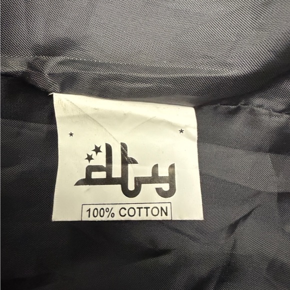 Divide The Youth black zip-up jacket - size L - Picture 8 of 9